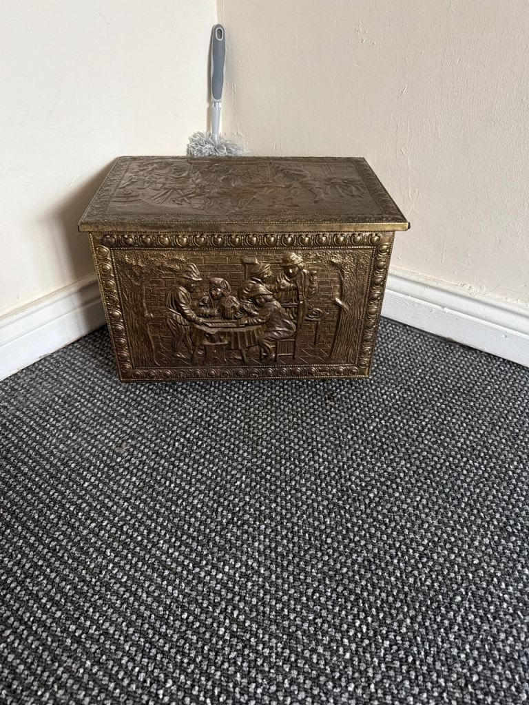 Decorative Metal Chest / Coal Scuttle – Antique Look, Good Condition