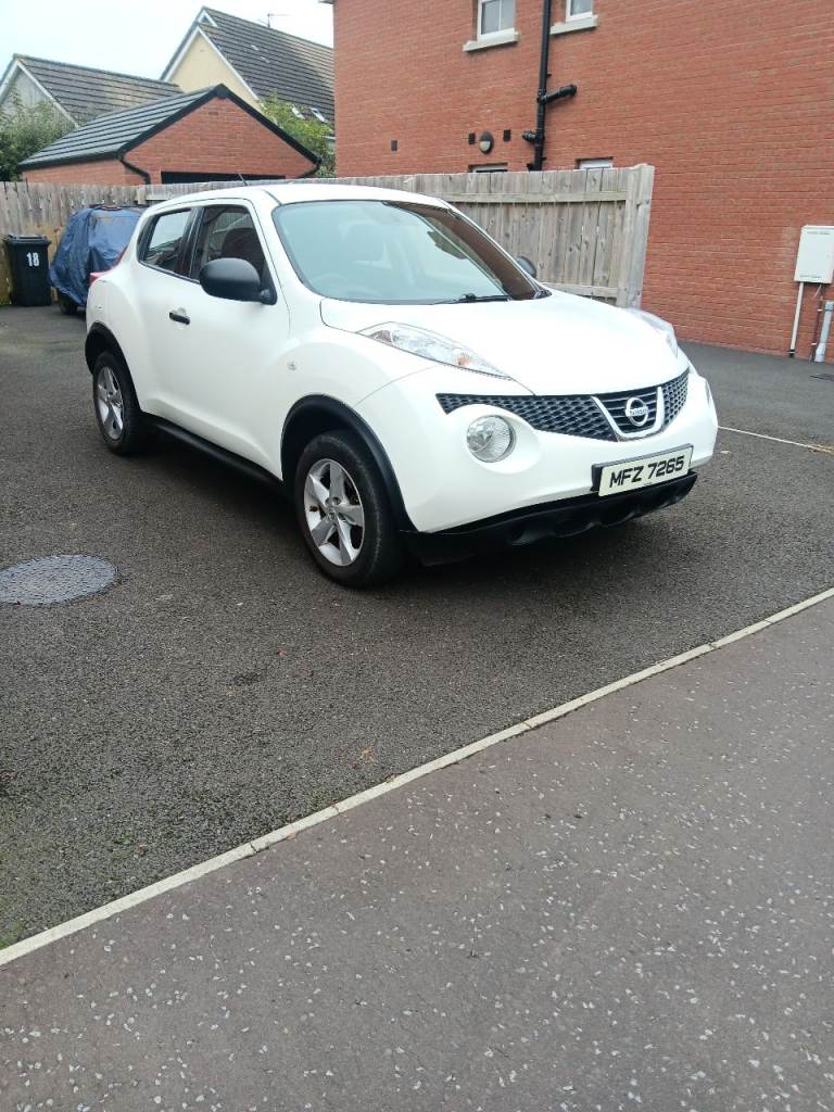 Nissan, JUKE, Hatchback, 2013, Manual, 1461 (cc), 5 doors