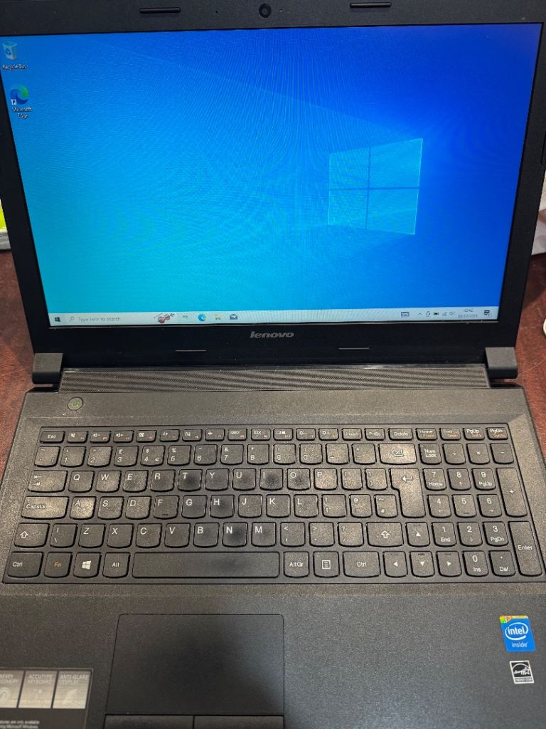 Lenovo B50-30 Laptop Bundle | 500GB | 4GB RAM | Charger + Keyboard & Mouse