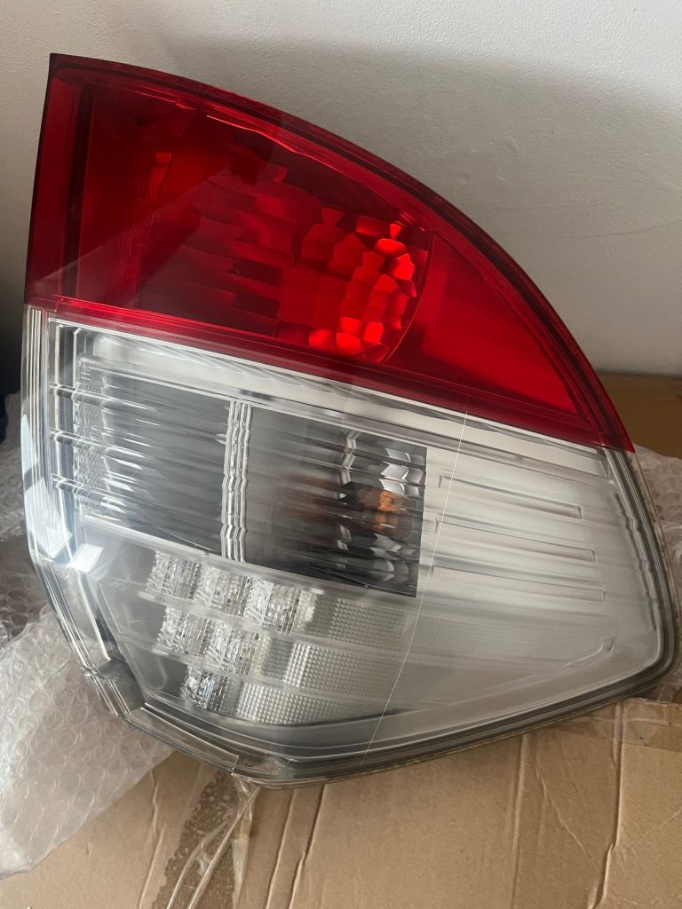 Honda Jazz 2010 - 2015 passenger side light