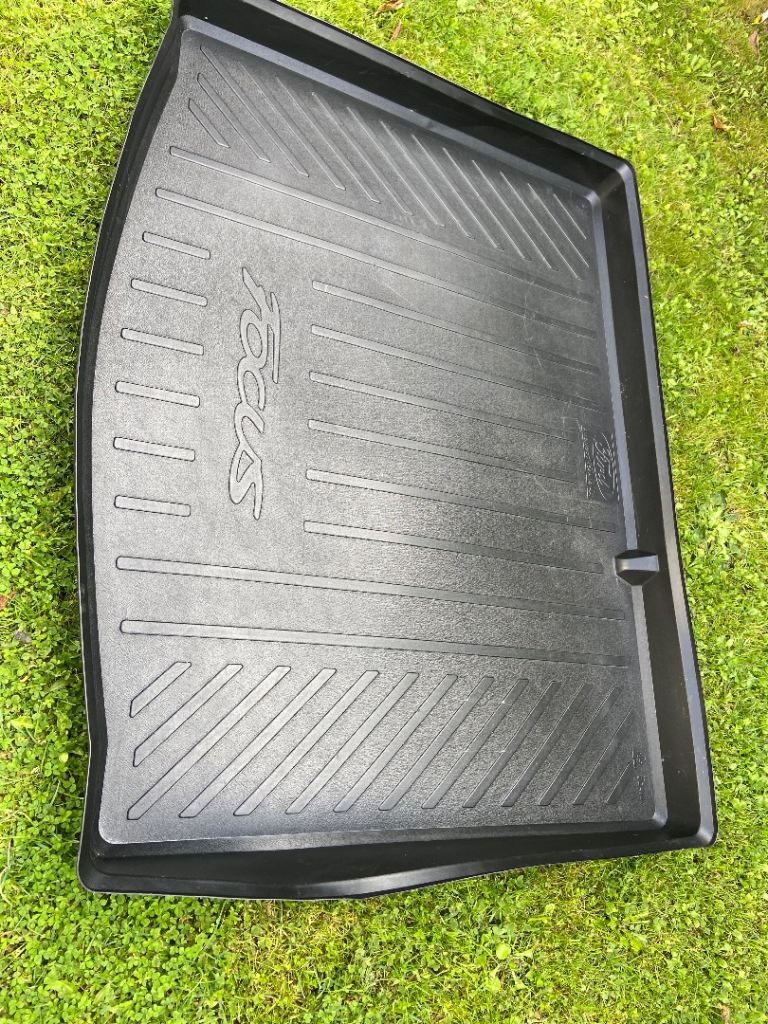 Ford Focus 2011 - 2018 Hatchback Boot liner.