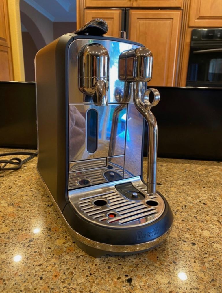 Nespresso Creatista Plus 