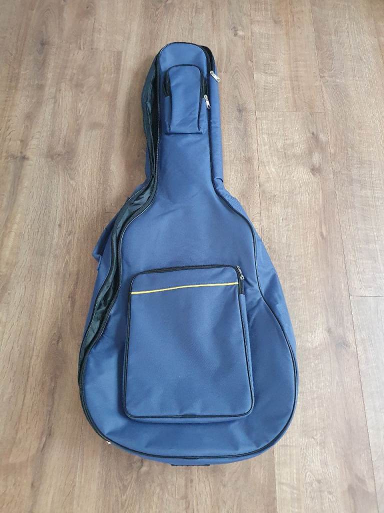 Guitar bag in new condition 