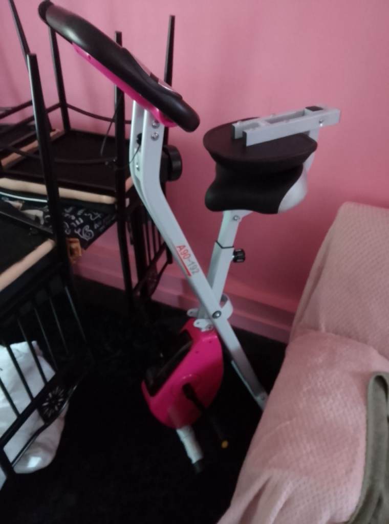  New Pink&White  Foldable Exercise Bike 