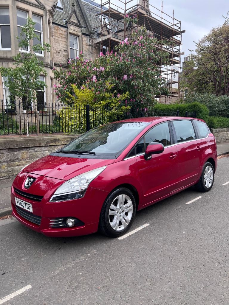 Automatic Peugeot 5008 long mot low mileage 