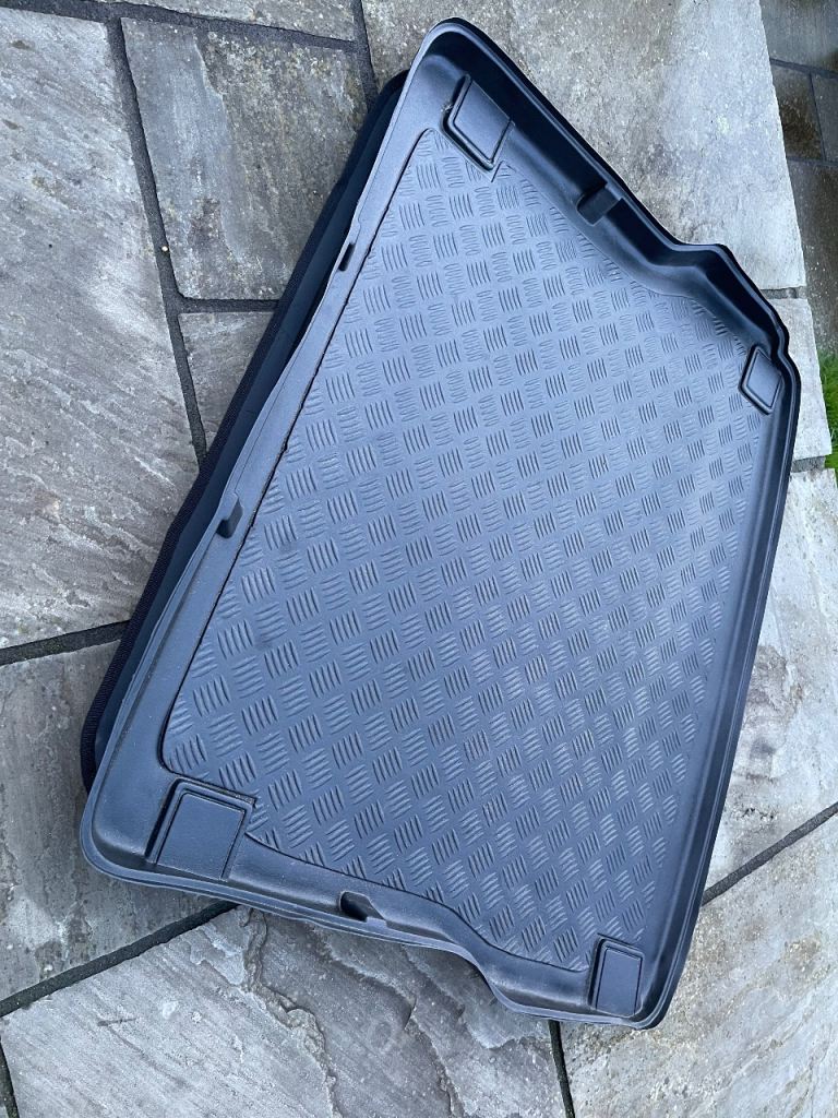 Audi Q5 waterproof boot liner tray
