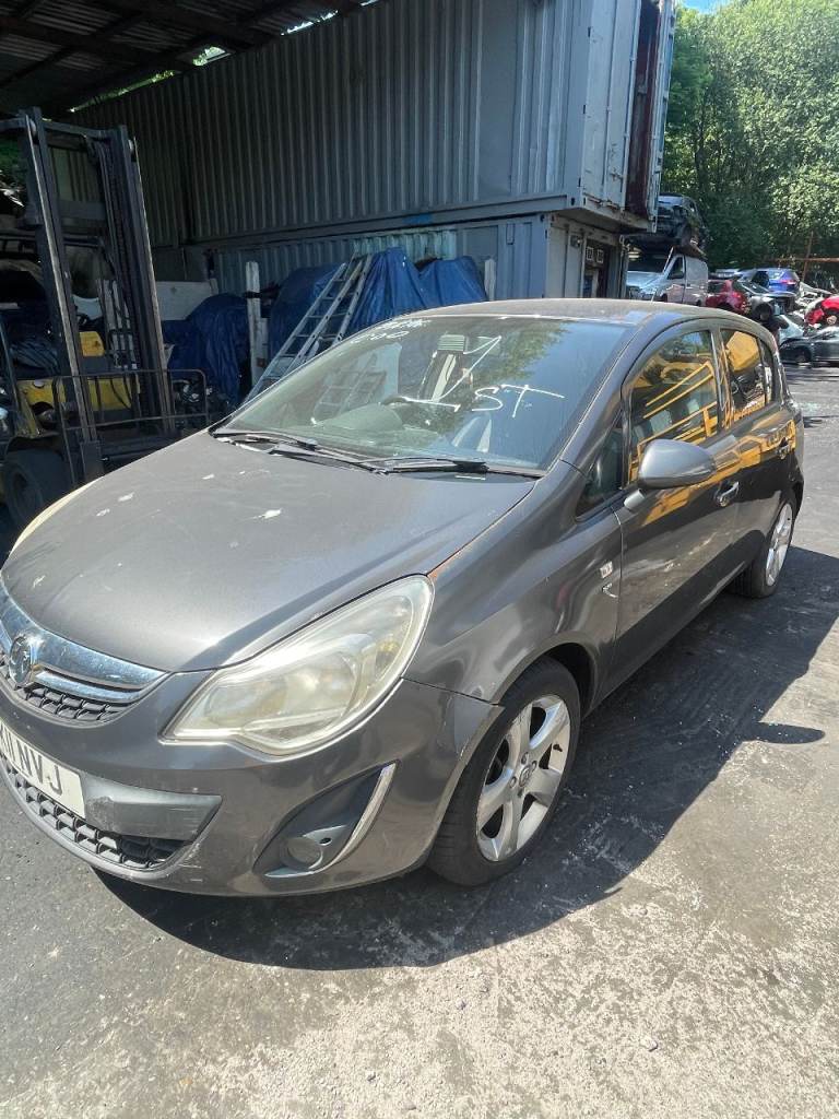 2011 VAUXHALL CORSA 1.2 SXI 5DR MANUAL PETROL A14XER GREY X1 WHEEL NUT BREAKING