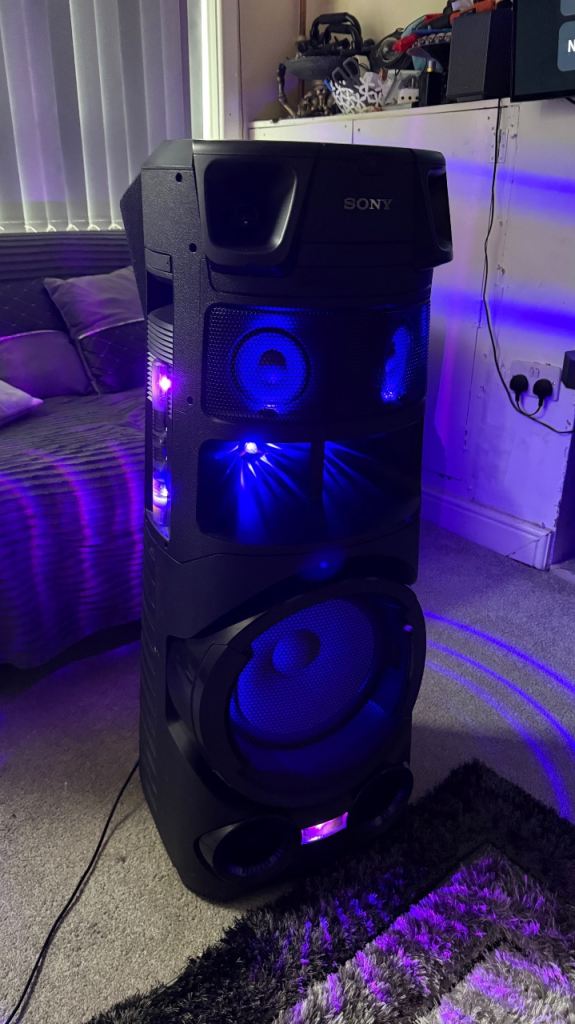 Sony mhc v83d