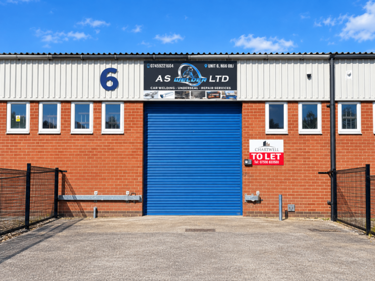 Unit 1250sqf foot with 6 parking spaces, great location, Basford, close to M1 & Town   