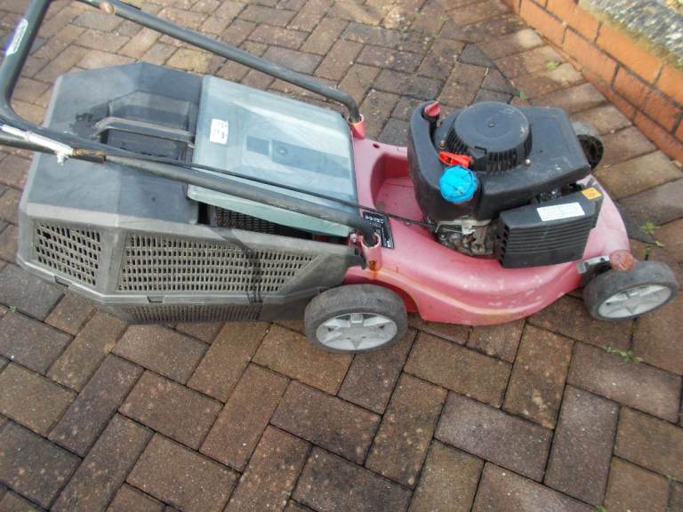 Sovereign XSZ40 Petrol Mower (spares/repair) 