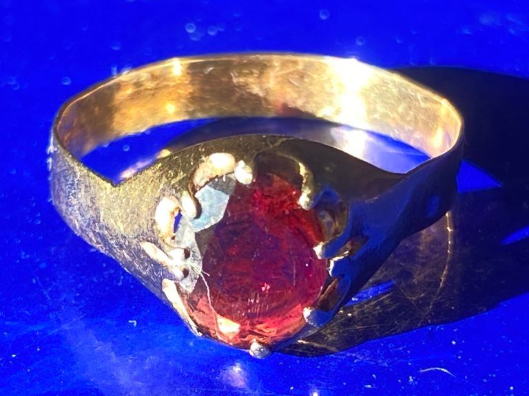 Mens Jewellery 9ct Gold Large Red Garnet Signet Ring Fully Hallmarked 9ct Gold 2.50ct z+4