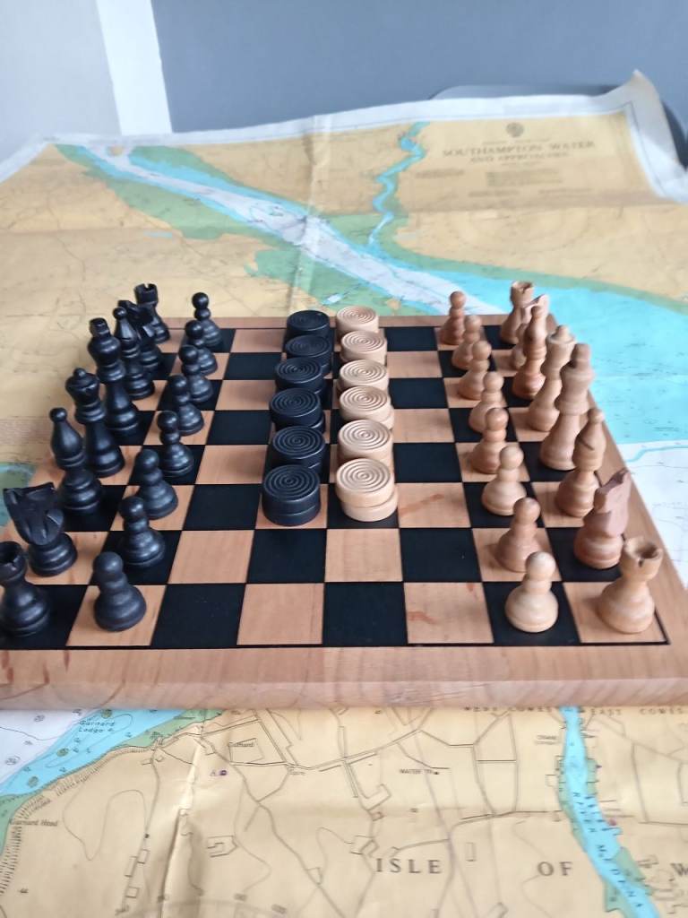 Wooden chess and draughts set