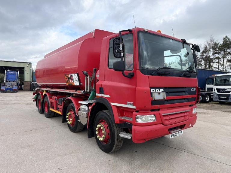2013 DAF CF 75 360 8X4 FUEL TANKER 