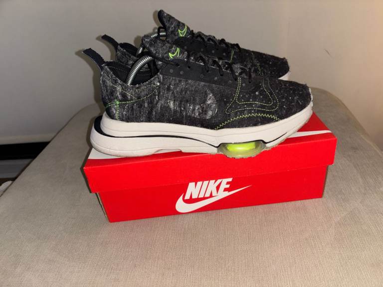 Nike Air Zoom M272 (recycled wool pack). Size 7. Excellent Condition. Cost £120, accept £33 ono