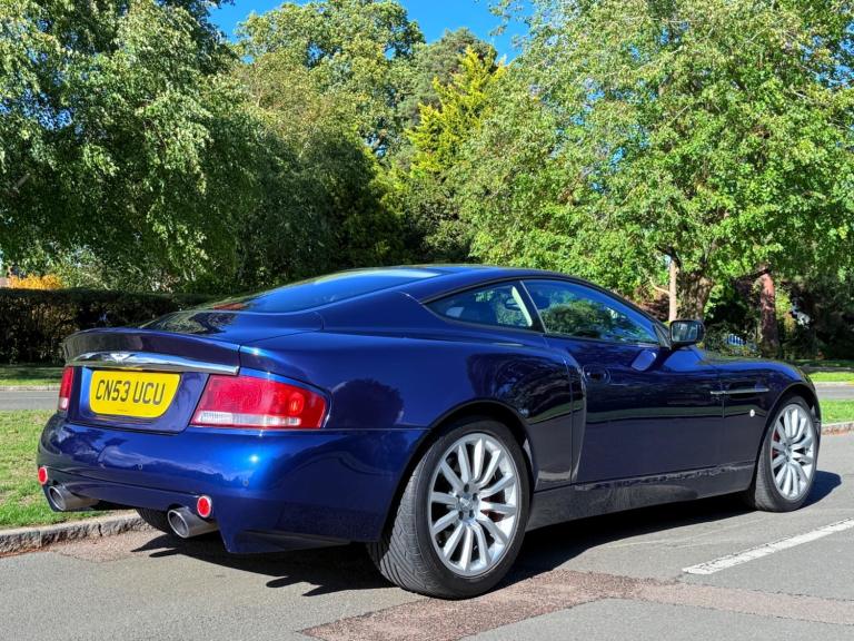 2004 Aston Martin Vanquish 5.9 Coupe 2dr Petrol Manual (396 g/km, 460 bhp) COUPE Petrol Manual