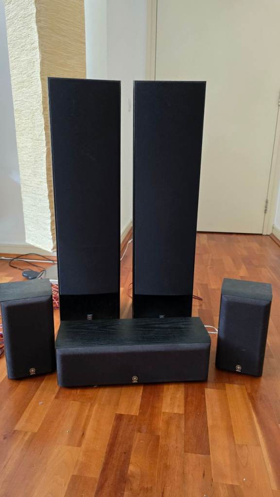 Yamaha NS-C55 & NS-E55 Speakers – Good Condition