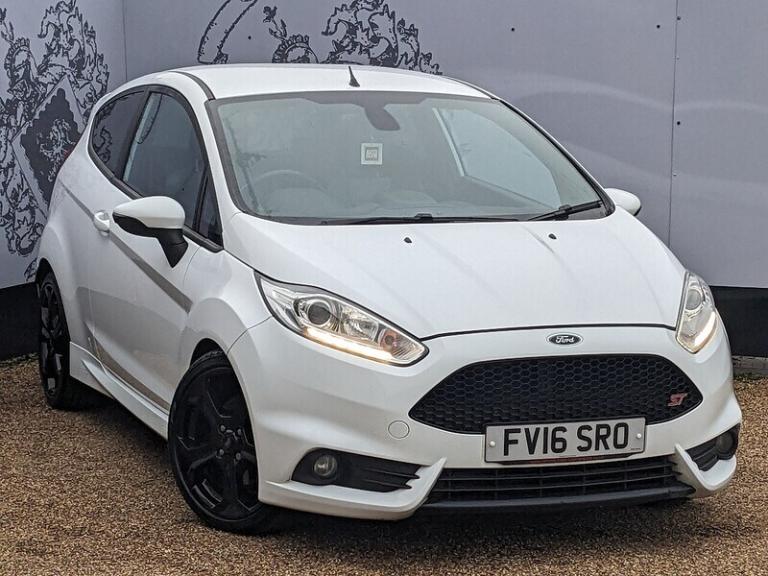 2016 Ford Fiesta 1.6 EcoBoost ST-3 3dr HATCHBACK PETROL Manual