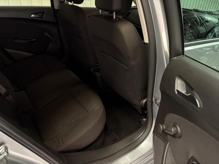 2014 Vauxhall Astra 1.4i 16V Design 5dr HATCHBACK PETROL Manual