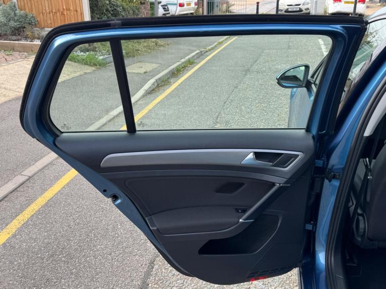 2017 Volkswagen Golf 1.4 TSI BlueMotion Tech Match Edition DSG Euro 6 (s/s) 5dr HATCHBACK Petrol ...