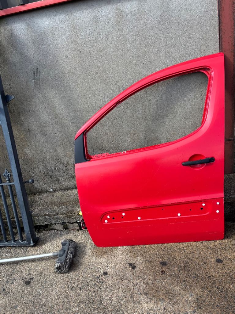Partner berlingo p/side door