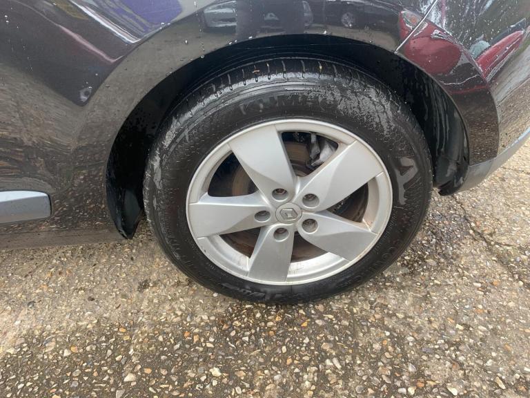 2010 Renault Megane 1.6 16V 110 Dynamique TomTom 3dr COUPE PETROL Manual