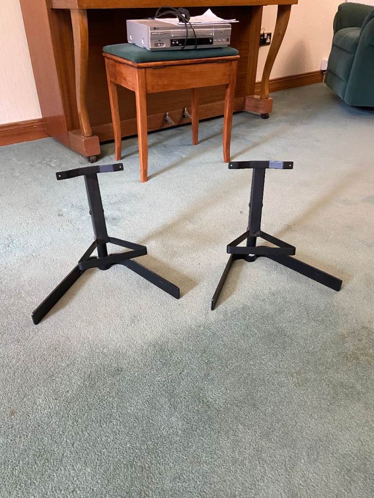 Pair of Black Speaker Stands – Good Condition
