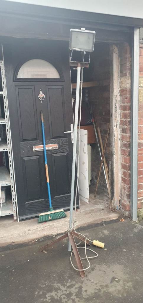 Industrial light on stand.