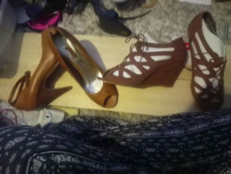 Strappy heals shoes size 6 a couple 6.5