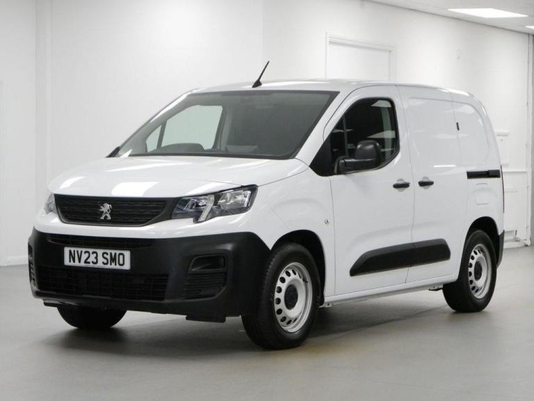 2023 PEUGEOT E-PARTNER 100KW 136 BHP 50KWH 800 PROFESSIONAL PREMIUM PLUS AUTO