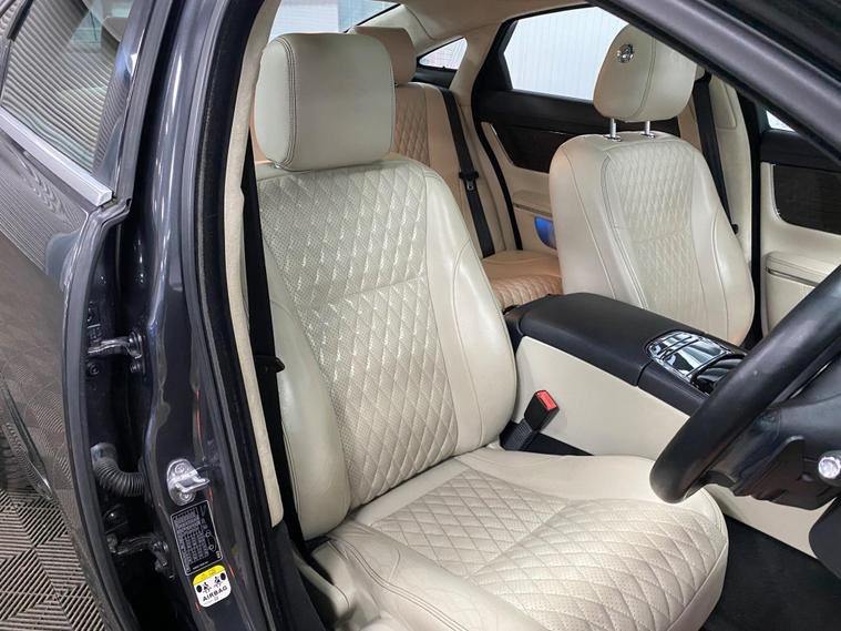 Jaguar, XJ, Saloon, 2016, Other, 2993 (cc), 4 doors