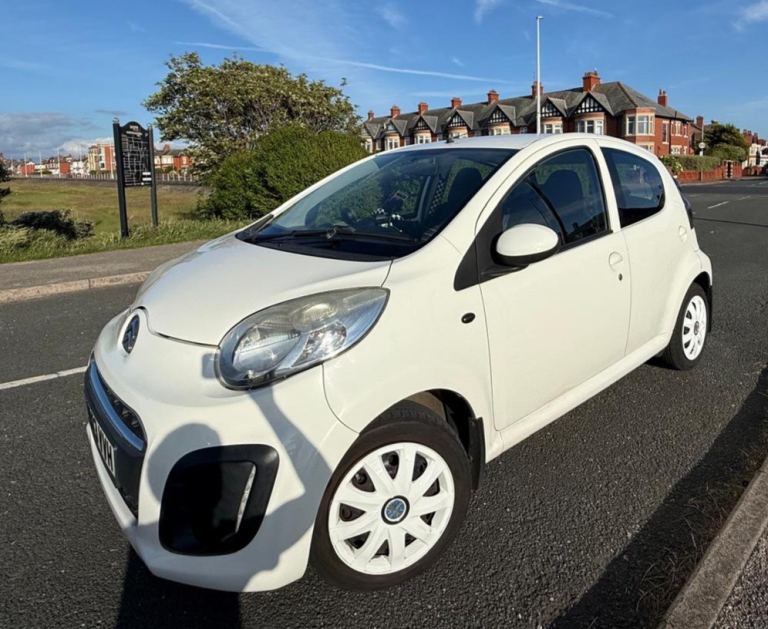 Citroen, C1 VTR Hatchback, 2013, Manual, 998 (cc), 5 doors