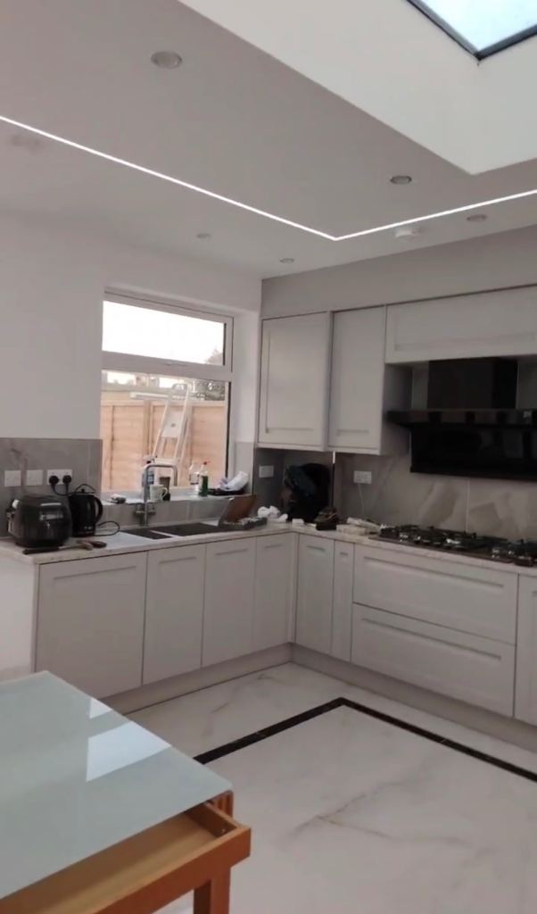 Newly Refurbished Rooms in East Ham (E6) – All Bills Included!