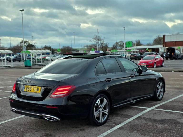 Mercedes-Benz E220 2017 premium sunroof- e class 