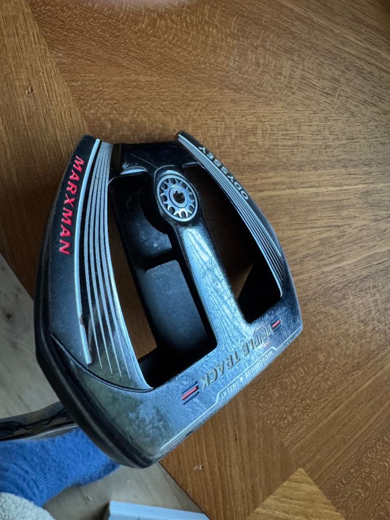 Odyssey triple track putter with jumbo super stroke 5.0 tour grip