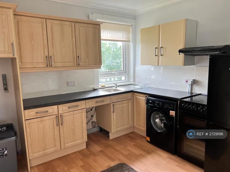 2 bedroom flat in Hopes Avenue, Dalmellington, KA6 (2 bed) (#2729196)