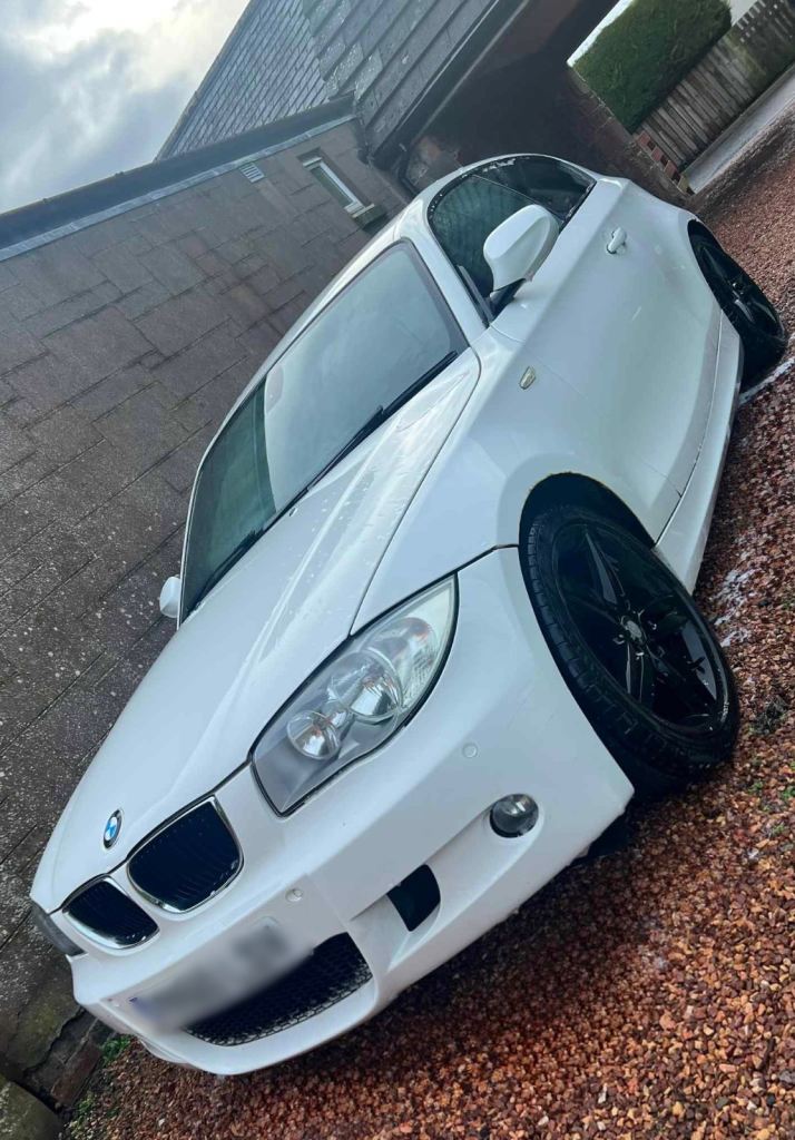 BMW, 1 SERIES, Hatchback, 2010, Manual, 1995 (cc), 3 doors