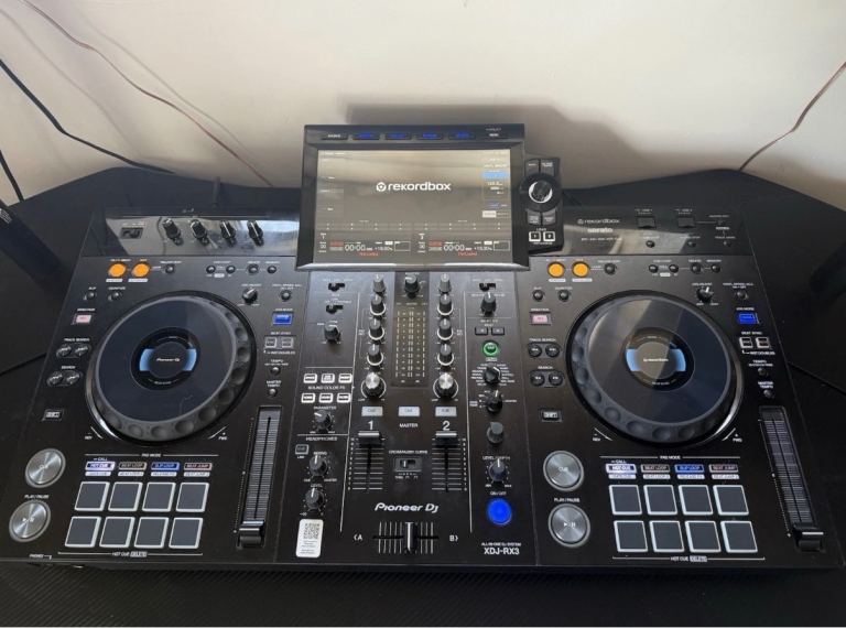 Pioneer DJ XDJ-RX3 All-in-One DJ System – As Good As New