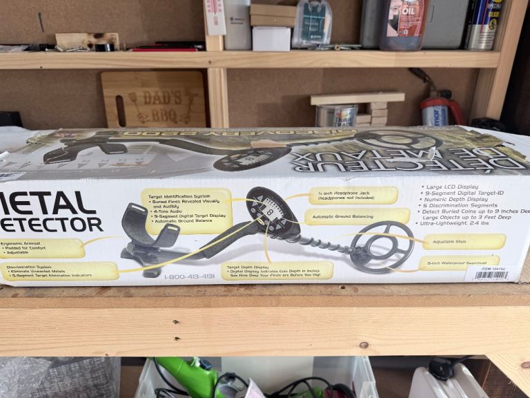 Discovery 2200 Bounty Hunter Metal Detector