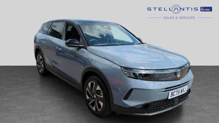 2026 Vauxhall Grandland 1.2 Hybrid 145 Design 5dr e-DCT6 HATCHBACK PETROL Automatic
