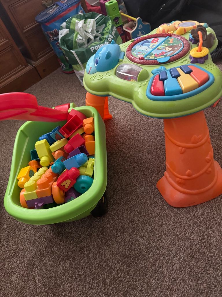 Musical table and building blocks