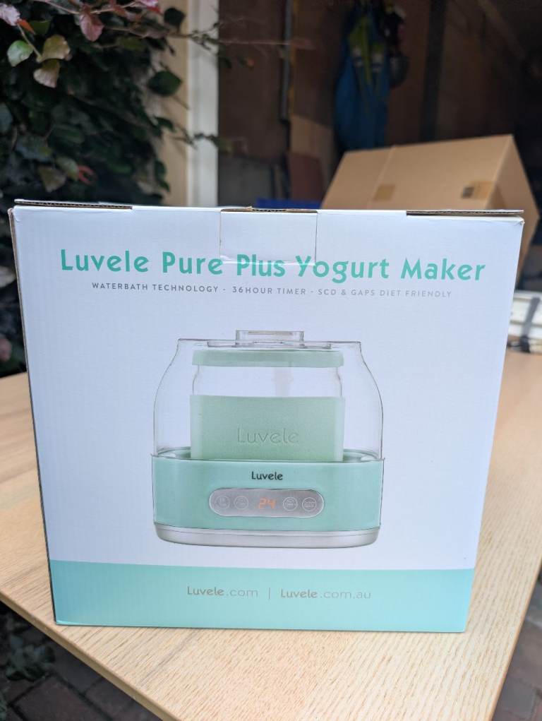 Luvelle yogurt maker