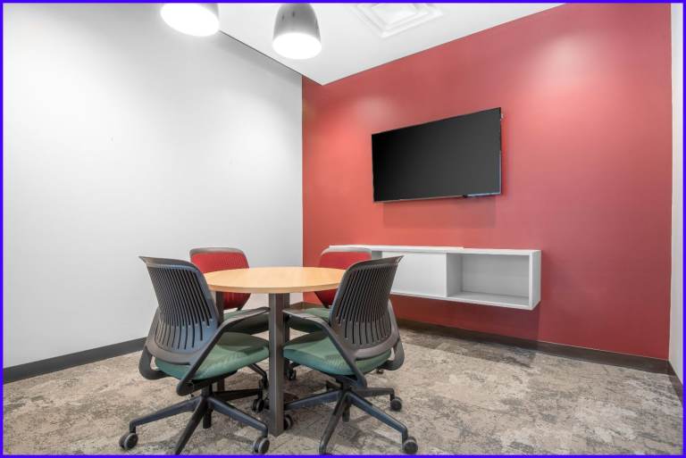 Nuneaton - CV10 7RH, Access to professional office space for 4 people in Regus Discovery House