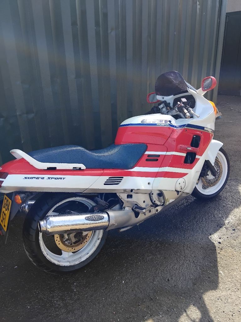 Honda cbr1000f £650
