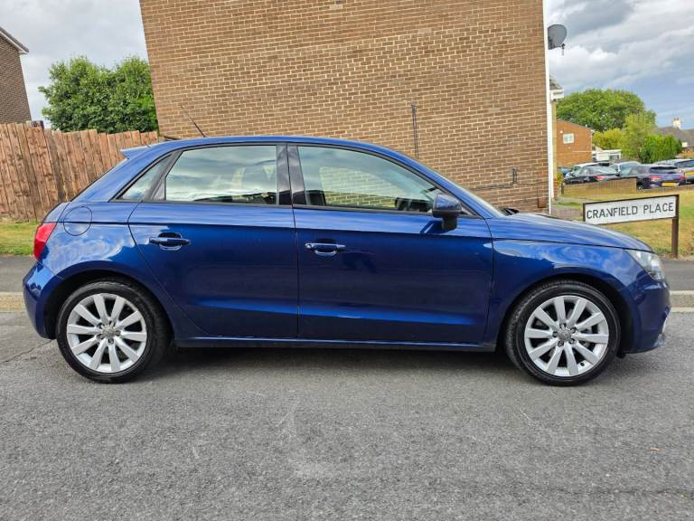 Audi, A1, Hatchback, 2014, Manual, 1598 (cc), 5 doors