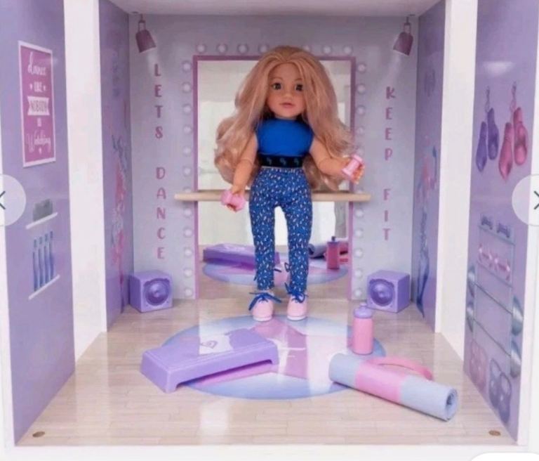 Brand new in the box Designafriend dance studio
