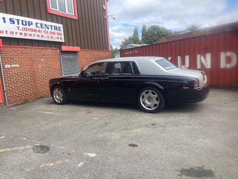Rolls-Royce, PHANTOM, Saloon, 2010, Other, 6749 (cc), 4 doors