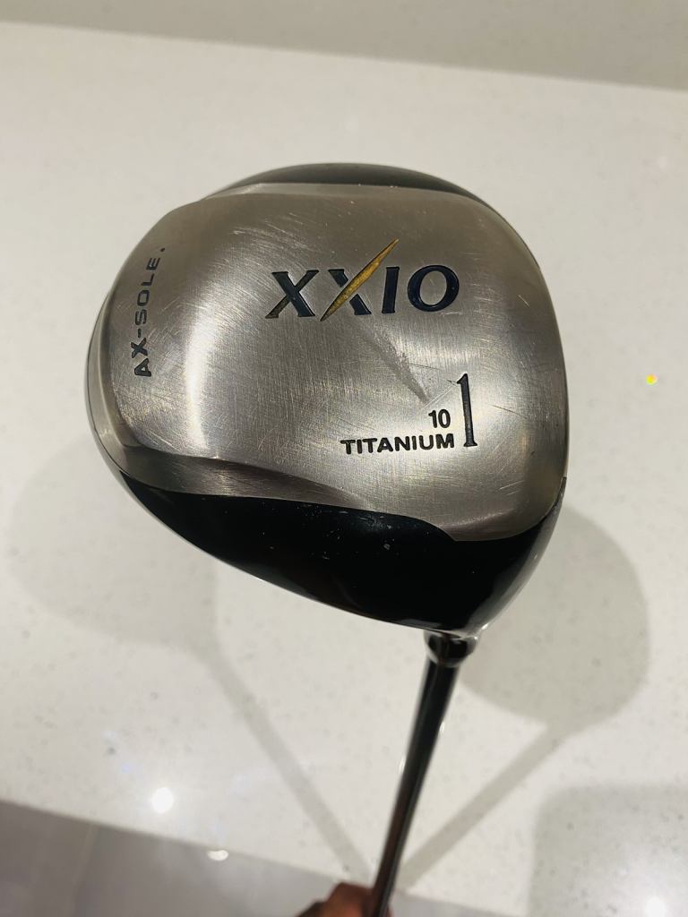 * SOLD *  SRIXON XX10 AX SOLE TITANIUM DRIVER.     R/H. 