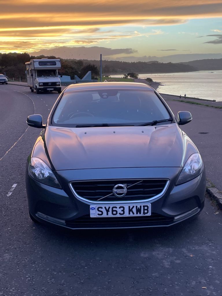 Volvo, V40, Hatchback, 2013, Manual, 1560 (cc), 5 doors