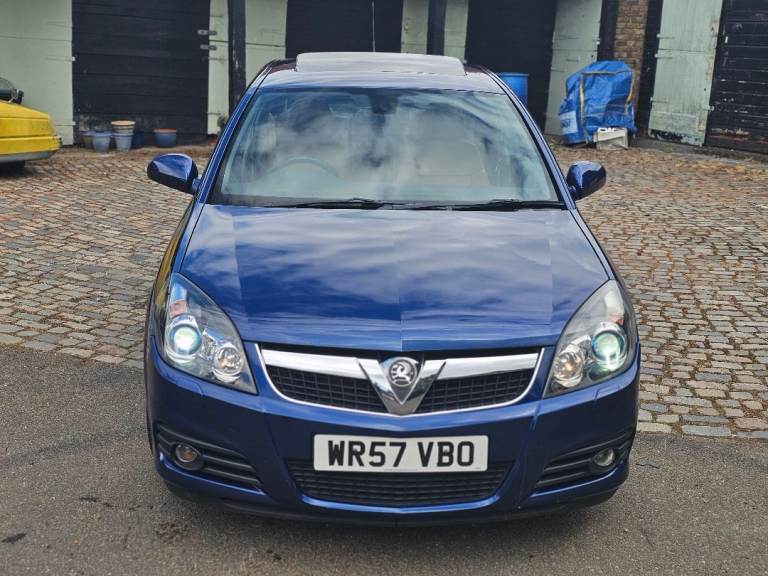Vauxhall Vectra 2.2 Direct Elite