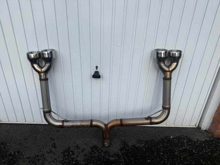 Backbox Delete Quad tip exhaust.